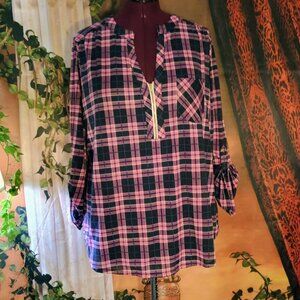 EUC: Lynn Ryan Plus Size 2X Pink & Black Plaid Tunic Top